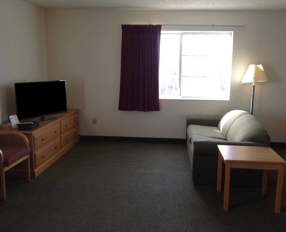 Westbridge Inn & Suites Carrollton エクステリア 写真